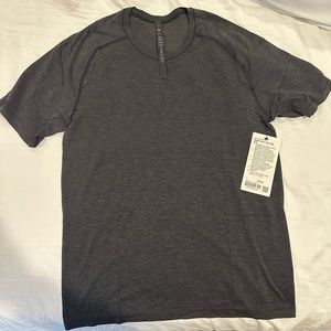 Men’s Medium Lululemon black metal vent tech SS 2.0 NWOT